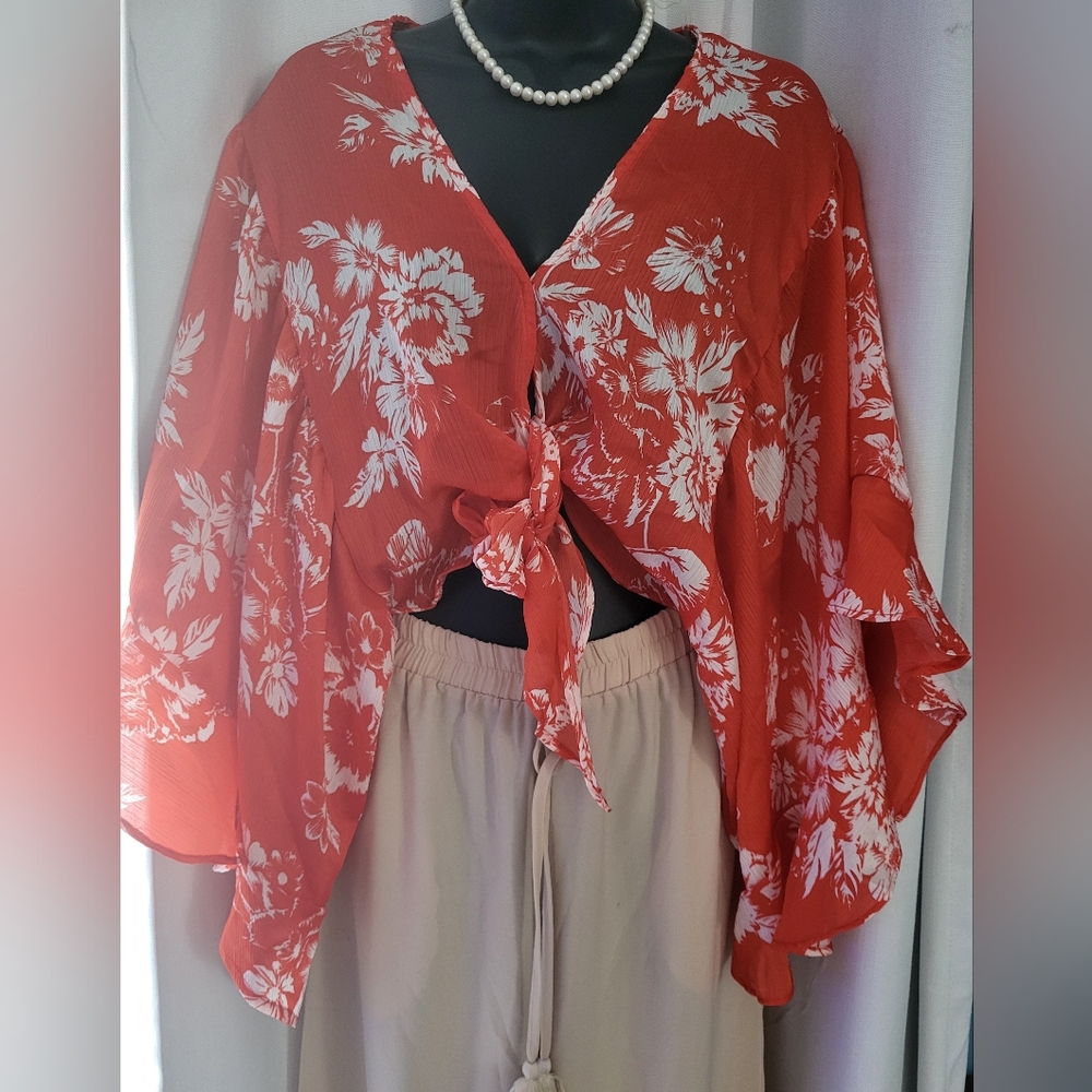 Kimono Sleeves Top , Brand New S,M,L